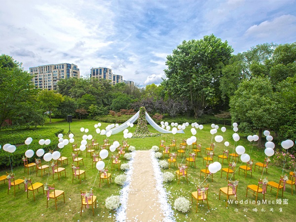 BG真人平台:五大步骤让你的婚礼充满创意(图3) BG真人平台:五大步骤让你的婚礼充满创意(图3)